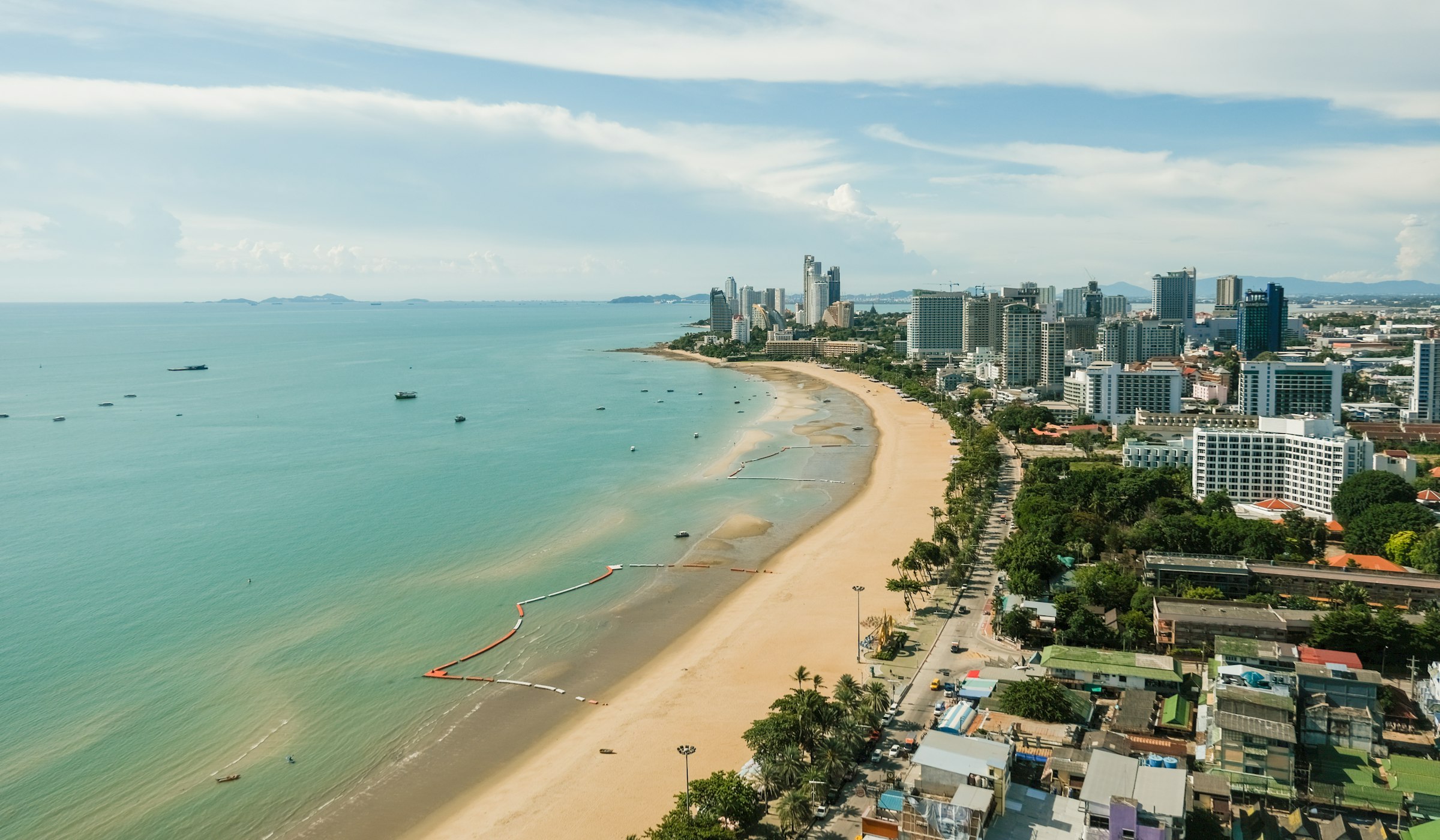 Pattaya beach and skyline